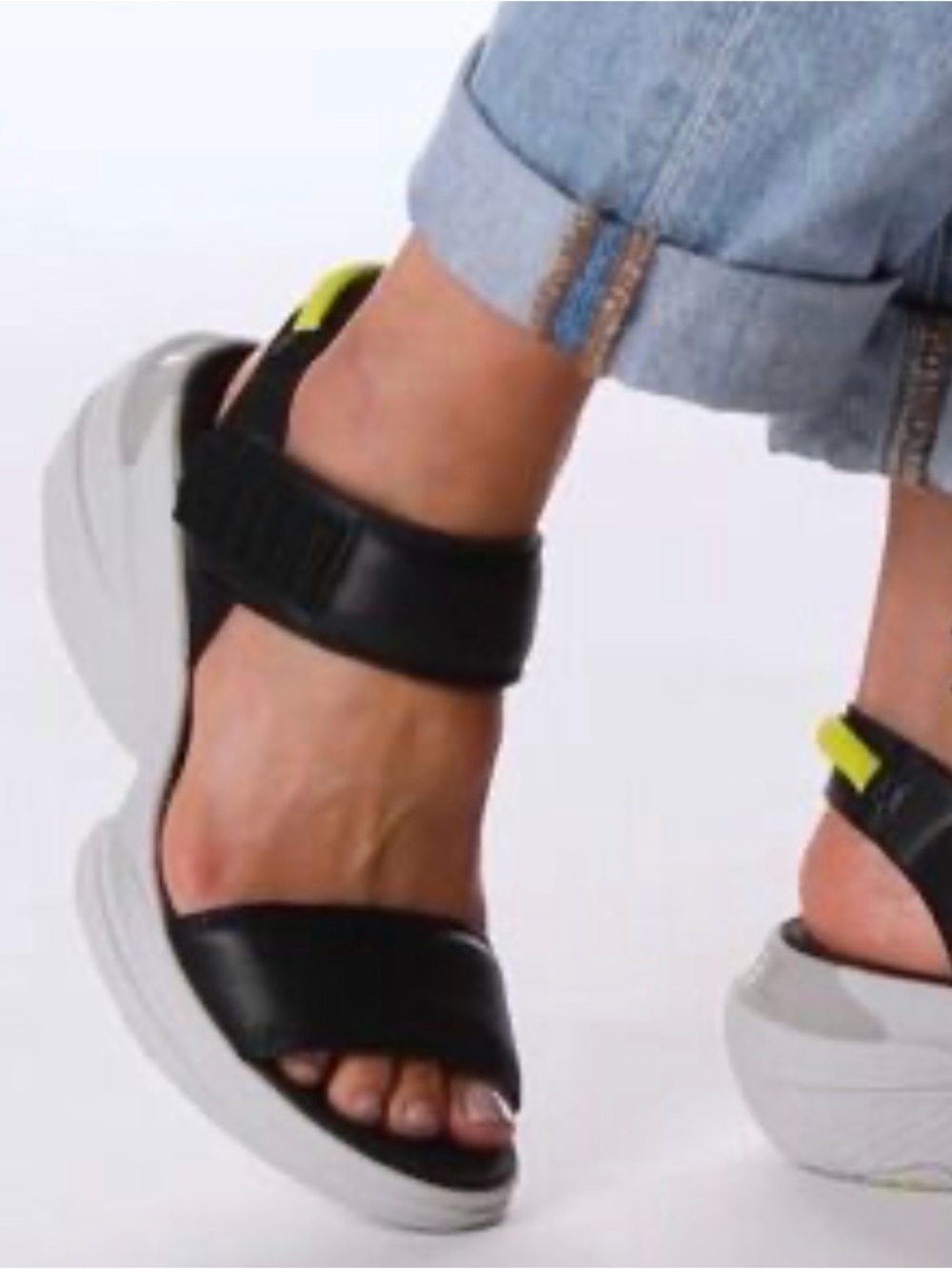 SOREL Explorer Blitz Stride Sandal Sz 7